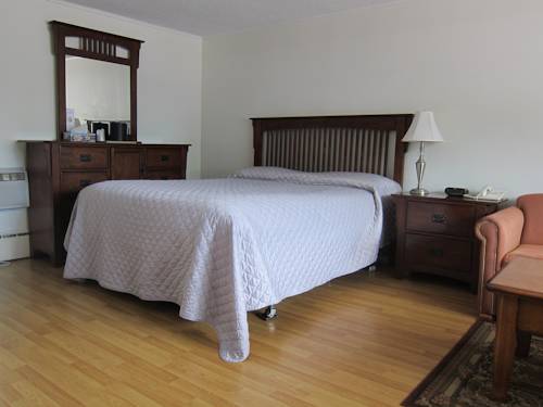 Imagen de la habitación del Motel Stonehouse And Restaurant. Foto 8