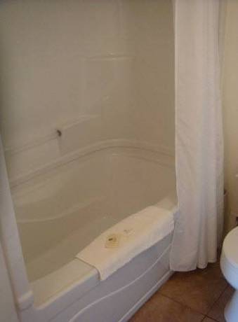 Imagen de la habitación del Motel Stonehouse And Restaurant. Foto 13