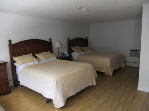Imagen de la habitación del Motel Stonehouse And Restaurant. Foto 16