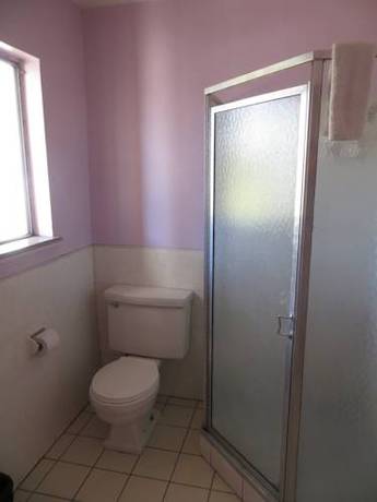 Imagen de la habitación del Motel Studio 6 Oakland CA San Francisco Berkeley Area. Foto 4