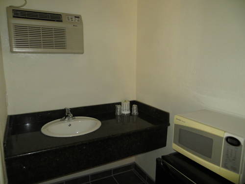 Imagen de la habitación del Motel Studio 6 Oakland CA San Francisco Berkeley Area. Foto 8