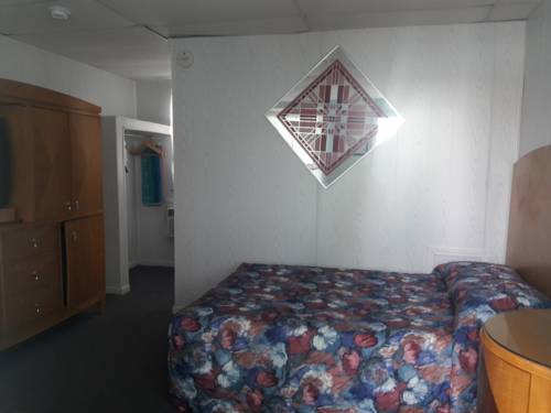 Imagen de la habitación del Motel Suitcase and Travel. Foto 5