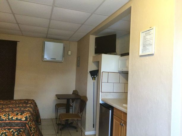Imagen de la habitación del Motel Sunrise, East Naples. Foto 5