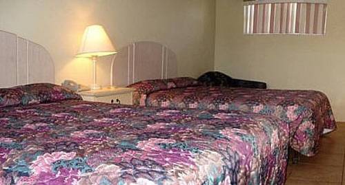 Imagen de la habitación del Motel Sunrise Inn by OYO Titusville FL. Foto 4