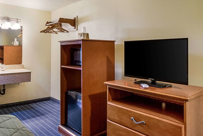 Imagen de la habitación del Motel Super 8 By Wyndham Vancouver East. Foto 3