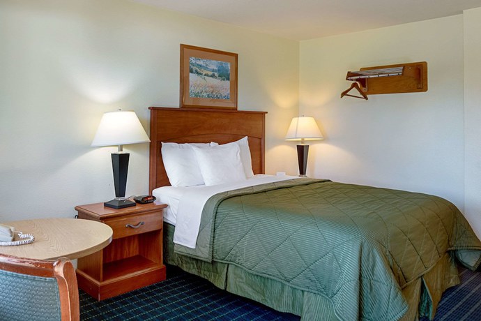 Imagen de la habitación del Motel Super 8 By Wyndham Vancouver East. Foto 6