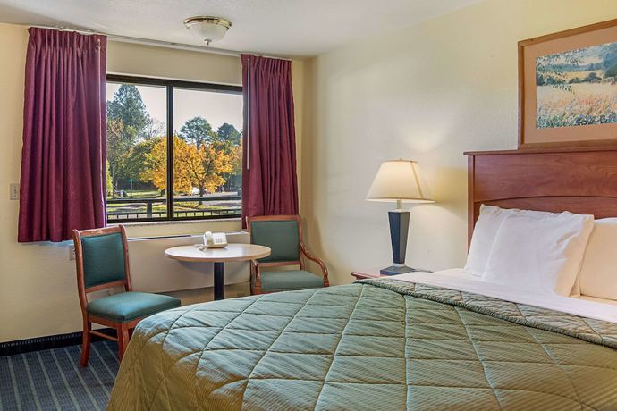 Imagen de la habitación del Motel Super 8 By Wyndham Vancouver East. Foto 7