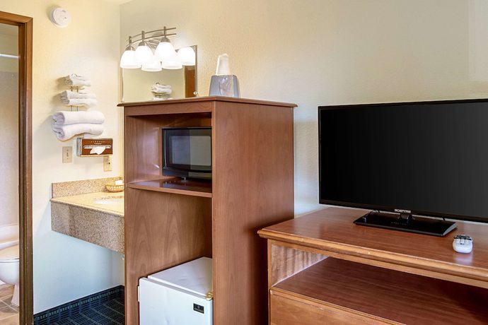 Imagen de la habitación del Motel Super 8 By Wyndham Vancouver East. Foto 9