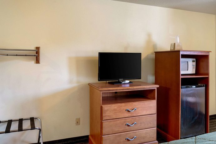 Imagen de la habitación del Motel Super 8 By Wyndham Vancouver East. Foto 10