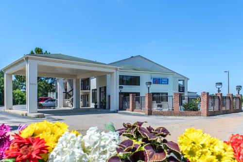 Imagen general del Motel Super 8 by Wyndham Kannapolis. Foto 1