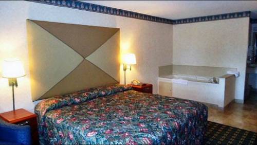 Imagen de la habitación del Motel Super 8 by Wyndham Kannapolis. Foto 7