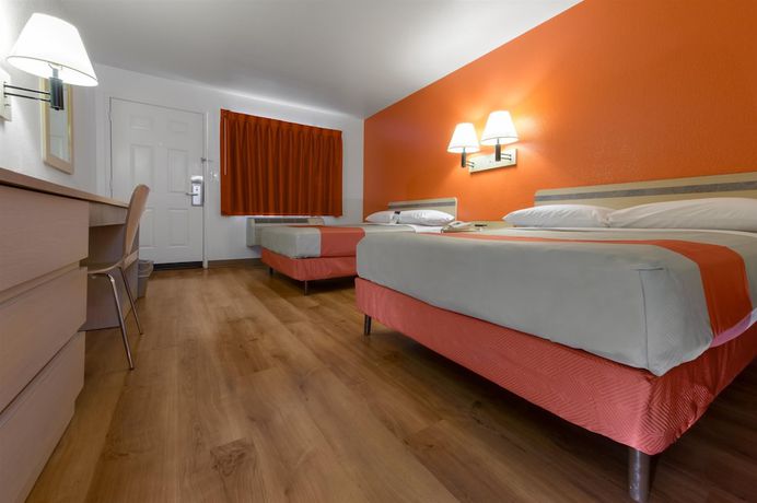 Imagen de la habitación del Motel Super 8 by Wyndham Woods Cross/Salt Lake City North. Foto 6