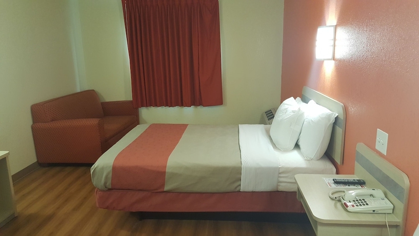 Imagen de la habitación del Motel Surestay Plus Hotel By Best Western Niagara Falls East. Foto 10