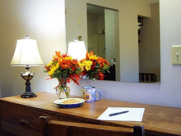 Imagen de la habitación del Motel Tall Pines. Foto 8