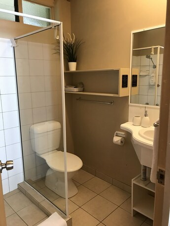 Imagen de la habitación del Motel Tallow Beach. Foto 10