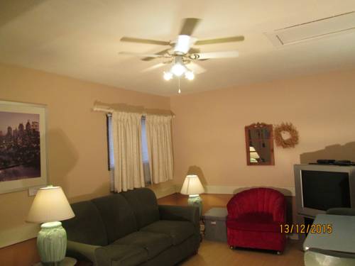 Imagen de la habitación del Motel Tel-a-friend. Foto 5