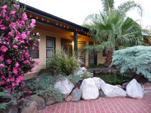 Imagen general del Motel Ten Dollar Town. Foto 5