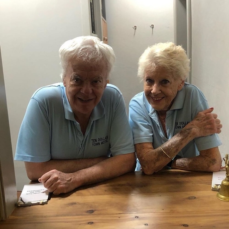 Imagen de los interiores del Motel Ten Dollar Town. Foto 18