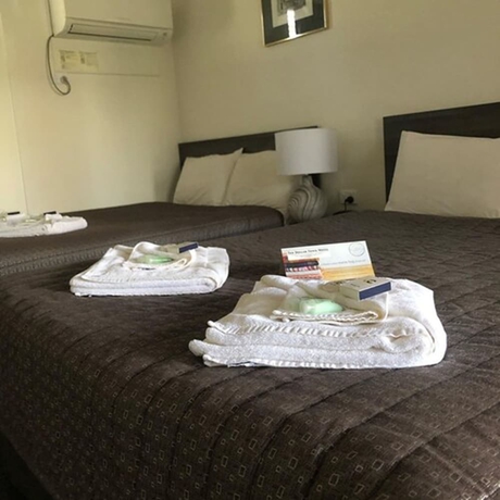 Imagen de la habitación del Motel Ten Dollar Town. Foto 15