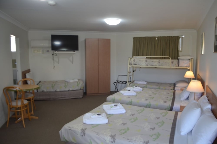 Imagen de la habitación del Motel Ten Dollar Town, Gulgong. Foto 17