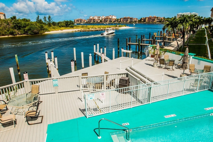 Imagen de la piscina del Motel The Boat House. Foto 13