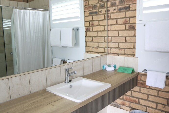 Imagen de la habitación del Motel The Club Motor Inn Chinchilla. Foto 23