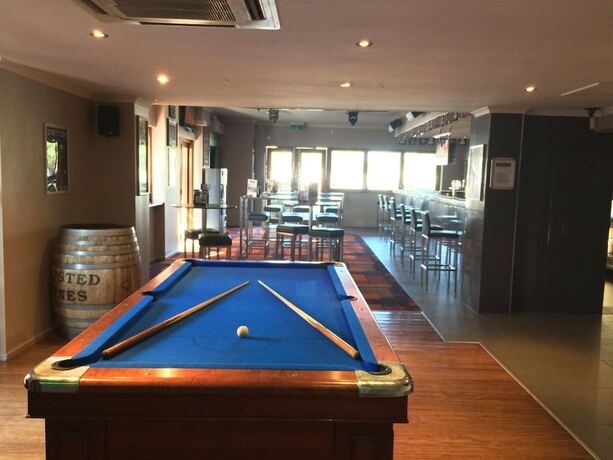 Imagen general del Motel The Commercial Hotel. Foto 4