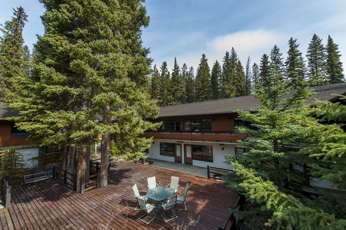 Imagen de los exteriores del Motel The Dorothy. Foto 9