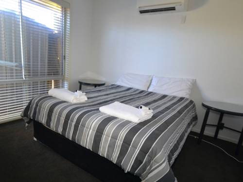 Imagen de la habitación del Motel The Oaks Hotel, Oak Flats. Foto 6