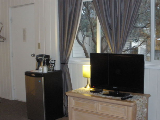 Imagen general del Motel The Piccadilly, Radium Hot Springs. Foto 2