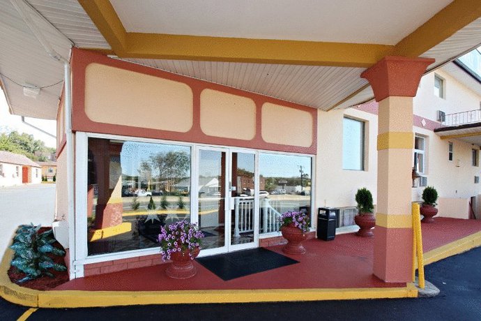 Imagen general del Motel The Regal Inn & Suites. Foto 6