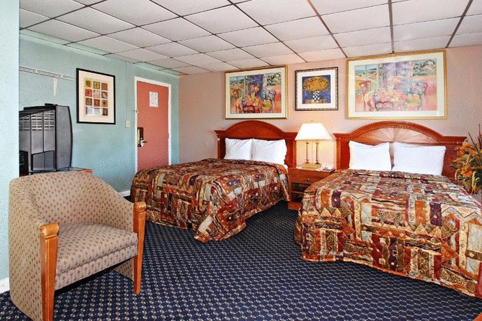 Imagen general del Motel The Regal Inn & Suites. Foto 12
