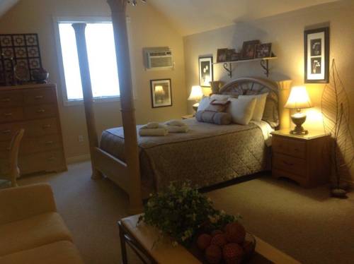 Imagen de la habitación del Motel The River's Edge Lodge and Resort. Foto 10