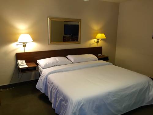 Imagen de la habitación del Motel The Sands. Foto 2