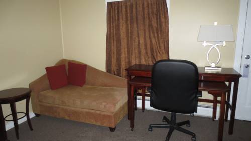 Imagen de la habitación del Motel The Villager. Foto 4