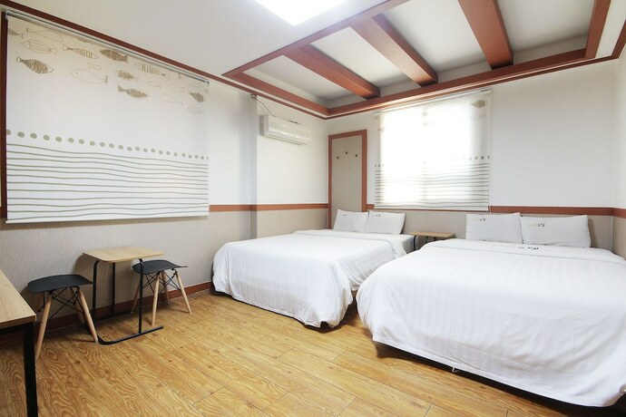 Imagen de la habitación del Motel Theme. Foto 12