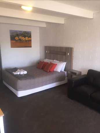Imagen de la habitación del Motel Thomas Lodge. Foto 6