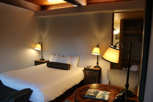 Imagen de la habitación del Motel Timbers Inn. Foto 5