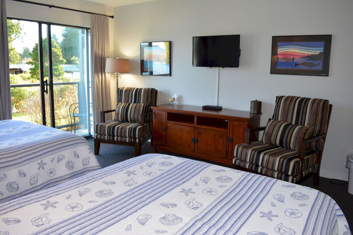 Imagen de la habitación del Motel Tofino Harborview. Foto 10
