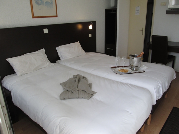 Imagen de la habitación del Motel Top, ISTRES. Foto 8