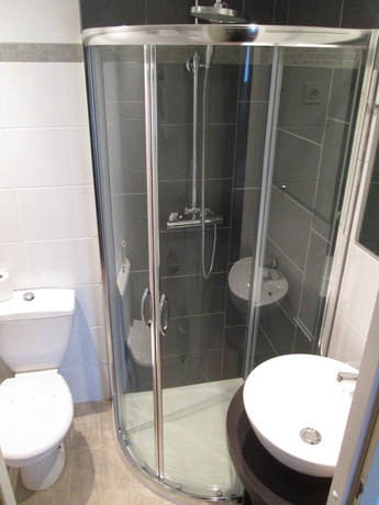 Imagen de la habitación del Motel Top, ISTRES. Foto 12
