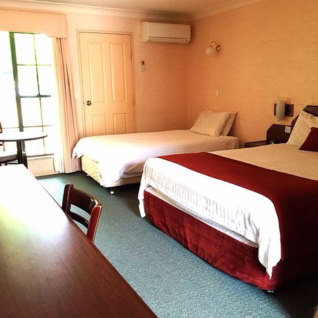 Imagen de los interiores del Motel Town Square. Foto 14