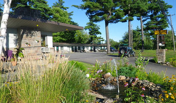 Imagen de la habitación del Motel Town and Country, Parry Sound. Foto 4