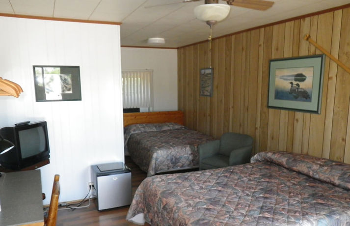 Imagen de los exteriores del Motel Town and Country, Parry Sound. Foto 14