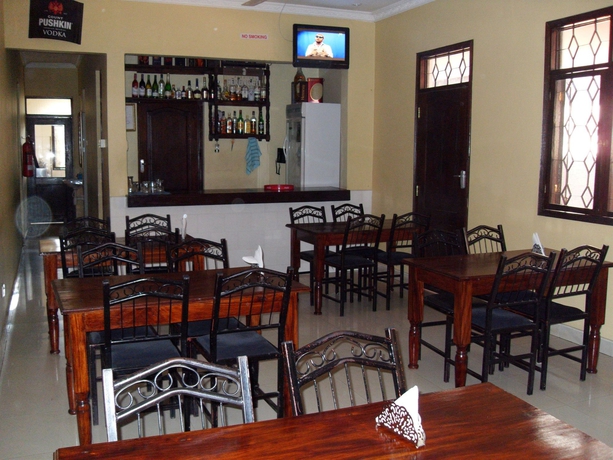Imagen del bar/restaurante del Motel Transit Airport. Foto 3