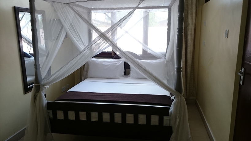 Imagen de la habitación del Motel Transit Airport. Foto 6