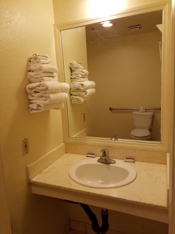 Imagen de la habitación del Motel Travel Time. Foto 4