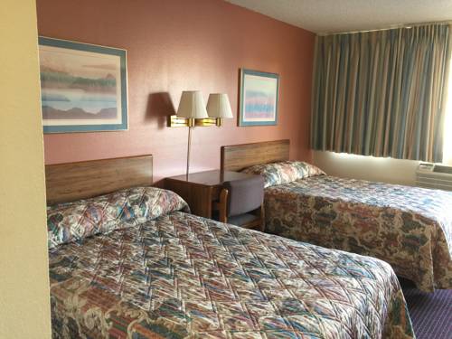 Imagen de la habitación del Motel Travelers, Douglas. Foto 6