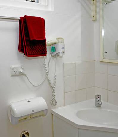 Imagen de la habitación del Motel Travelway. Foto 4