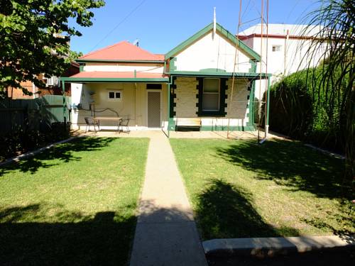 Imagen de la habitación del Motel Travelway. Foto 6